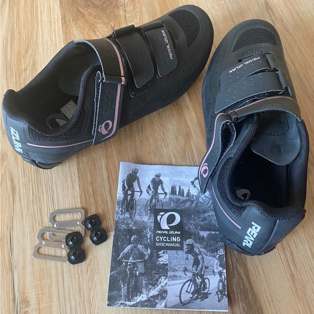 NEW NIB SZ 8 Cycle Shoes Pearl Izumi Cycling